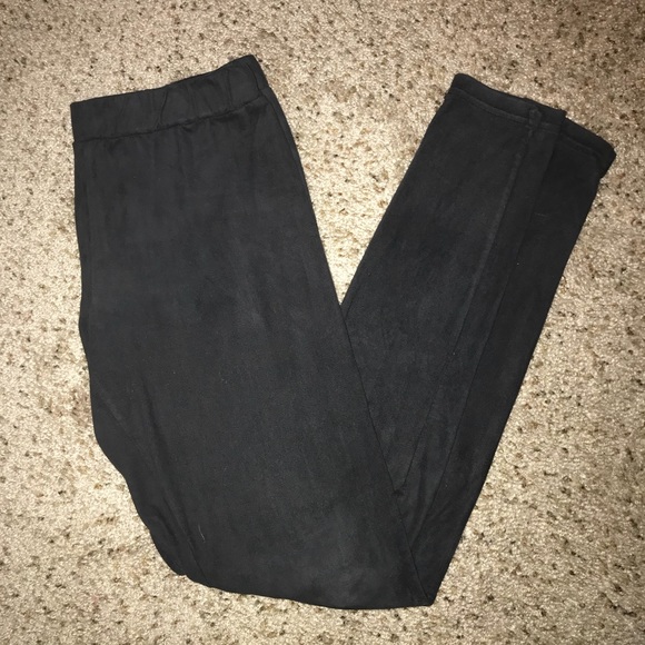 Forever 21 Pants - 💚F21 | Buttery soft off black leggings